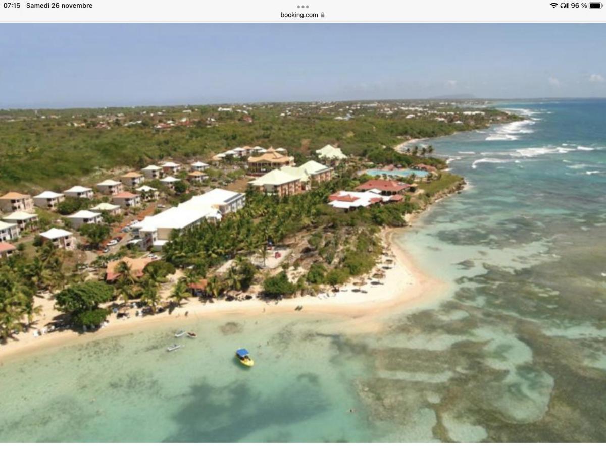 Brin D'Ile Anse Des Rochers Vue Mer A 50 M De La Plage Et Piscine Сен-Франсуа Экстерьер фото